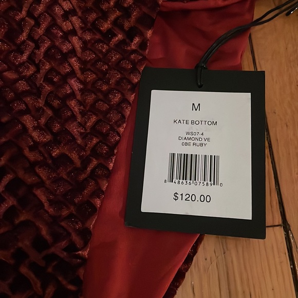 NWT ONIA RUBY DIAMOND BOTTOM - Picture 4 of 7